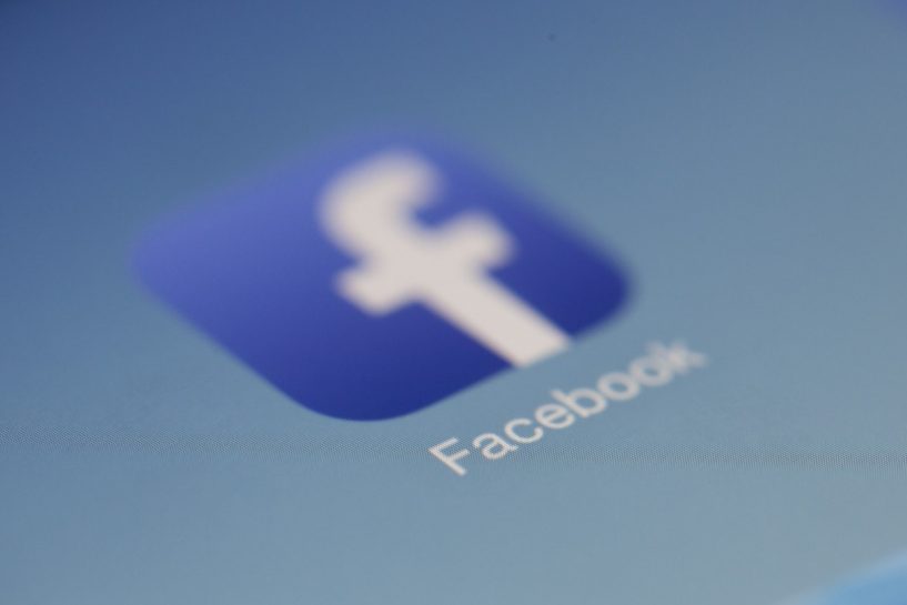 Facebook Monthly Users Hit 2 Billion Milestone
